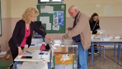 Ισχυρή πτώση ΝΔ στη Δυτική Αθήνα - Με απώλειες και ο ΣΥΡΙΖΑ, αλλά και ψαλιδισμένη απόσταση από ΝΔ 25