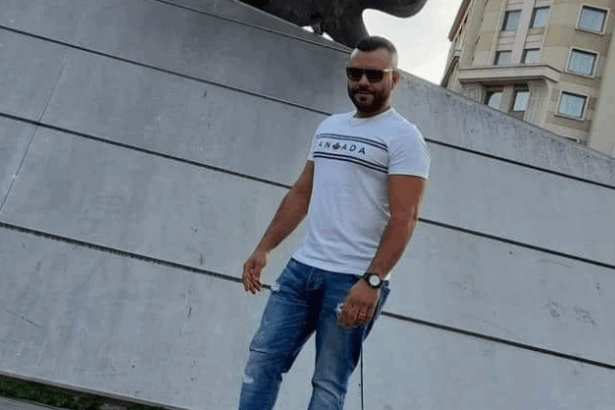 Ο Άχμεντ και οι οδηγοί της Λεωφόρου Αθηνών 43