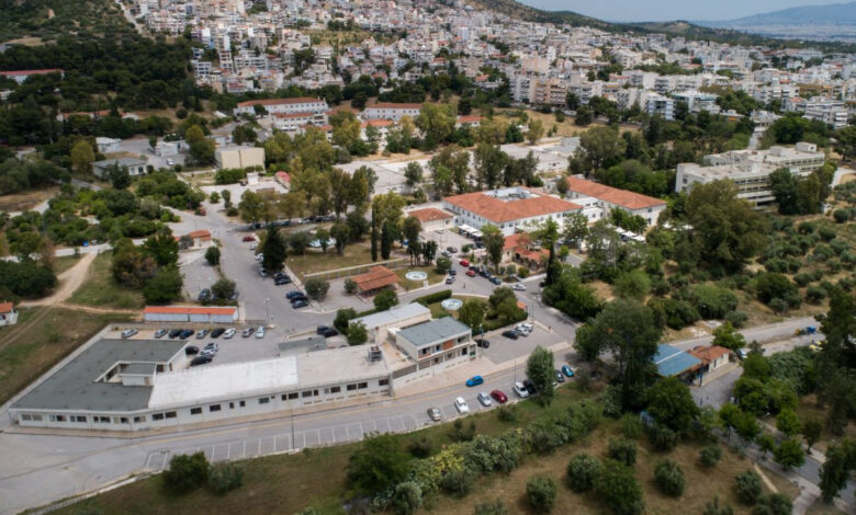 "Κλείνουν και διαλύουν τις δομές ψυχικής υγείας και απεξάρτησης" 2 "Κλείνουν και διαλύουν τις δομές ψυχικής υγείας και απεξάρτησης" 1