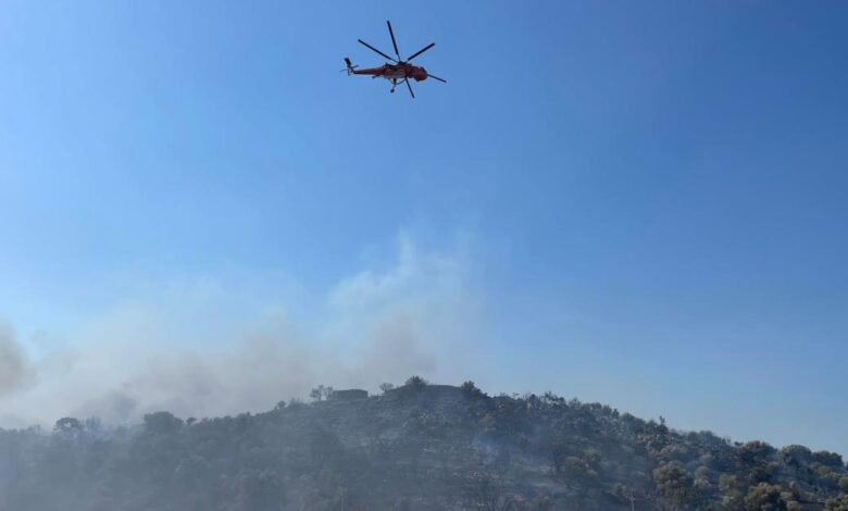 Αμέτρητες φωτιές στον Ασπρόπυργο: Μια χώρα όπου η Πολιτική Προστασία προτιμάει να σηκώνει ελικόπτερο αντί να στείλει περιπολικό 2 Αμέτρητες φωτιές στον Ασπρόπυργο: Μια χώρα όπου η Πολιτική Προστασία προτιμάει να σηκώνει ελικόπτερο αντί να στείλει περιπολικό 1