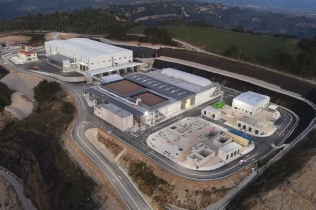 "Τα σκουπίδια μας είναι χρυσός" και οι μεγάλοι βιομήχανοι το ξέρουν καλά 23