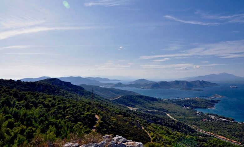 Όρος Αιγάλεω: Βρέθηκε το σπήλαιο του γέροντα Αιμιλιανού, ηγούμενου της Μονής Σίμωνος Πέτρας 2 Όρος Αιγάλεω: Βρέθηκε το σπήλαιο του γέροντα Αιμιλιανού, ηγούμενου της Μονής Σίμωνος Πέτρας 1