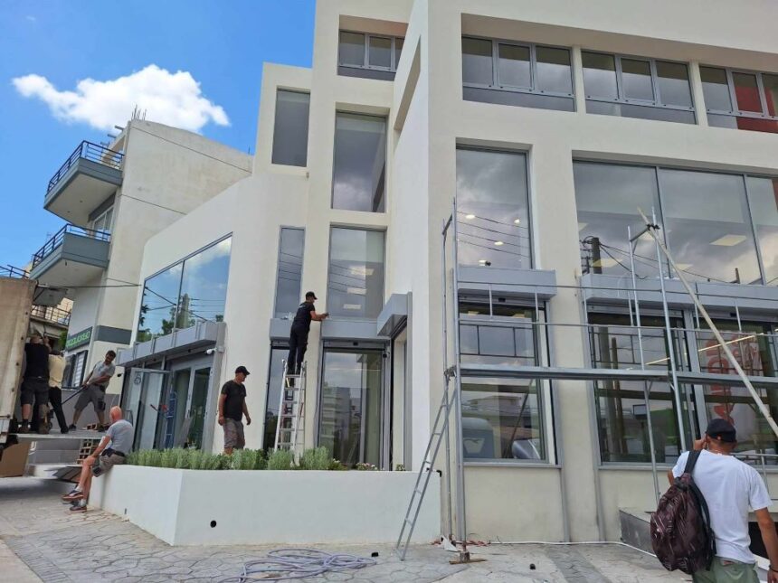 Χαϊδάρι: Δύο υποκαταστήματα τραπεζών έκλεισαν, ένα ανοίγει στη Λ. Αθηνών 1