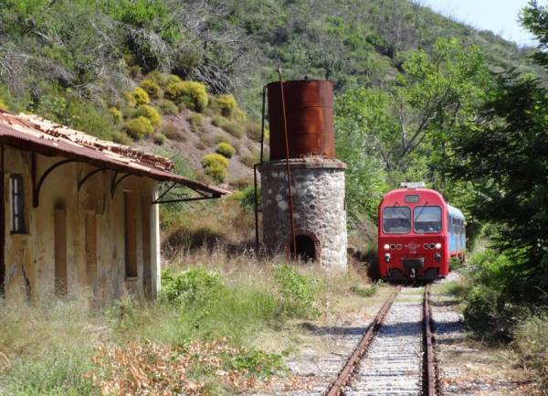 Ελβετικό ενδιαφέρον να ξανασφυρίξει ο ιστορικός σιδηρόδρομος της Πελοποννήσου! 4 Ελβετικό ενδιαφέρον να ξανασφυρίξει ο ιστορικός σιδηρόδρομος της Πελοποννήσου! 3