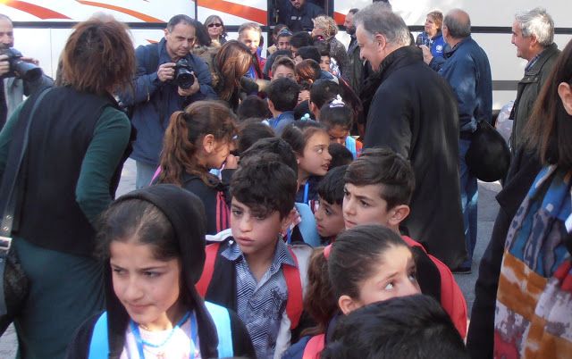 Τα ασυνόδευτα προσφυγόπουλα δεν είναι ευπρόσδεκτα στην Πετρούπολη - Η εμπειρία του Χαϊδαρίου 2 Τα ασυνόδευτα προσφυγόπουλα δεν είναι ευπρόσδεκτα στην Πετρούπολη - Η εμπειρία του Χαϊδαρίου 1