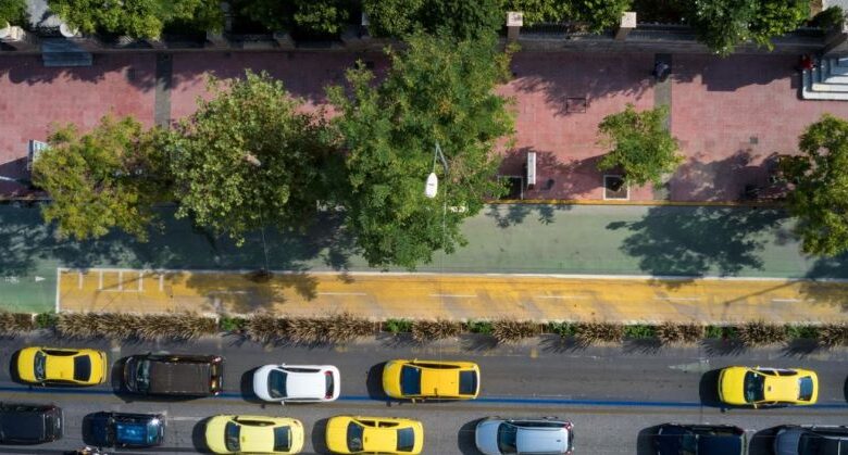 "Είναι για γέλια όποιος θέλει ποδηλατόδρομο στην Ιερά Οδό" 2 "Είναι για γέλια όποιος θέλει ποδηλατόδρομο στην Ιερά Οδό" 1