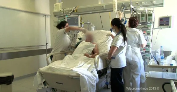Παράσυρση στη Λεωφόρο Αθηνών: Νικηφόρα μάχη για τη 17χρονη 2 Παράσυρση στη Λεωφόρο Αθηνών: Νικηφόρα μάχη για τη 17χρονη 1