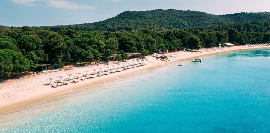 Διήμερη εκδρομή σε Λιχαδονήσια και Σκιάθο! - "Απόβαση" σε ονειρικές παραλίες 1