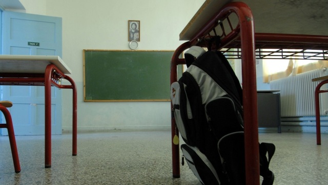 Για τα σχολεία στο Χαϊδάρι: Τα προβλήματα μένουν στο επικοινωνιακό επίπεδο, οι λύσεις λείπουν 2 Για τα σχολεία στο Χαϊδάρι: Τα προβλήματα μένουν στο επικοινωνιακό επίπεδο, οι λύσεις λείπουν 1