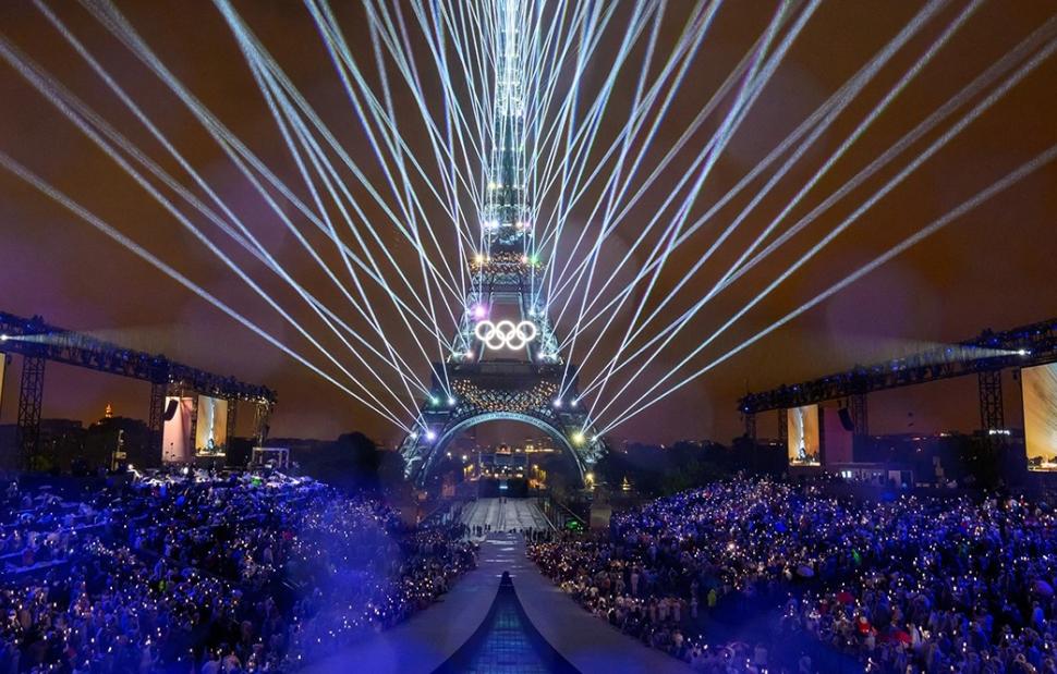 Ολυμπιακοί Αγώνες 2024: Αλλόκοτο, κιτς ή αριστούργημα; Πώς είδαν τα διεθνή μέσα ενημέρωσης την τελετή έναρξης 4 Ολυμπιακοί Αγώνες 2024: Αλλόκοτο, κιτς ή αριστούργημα; Πώς είδαν τα διεθνή μέσα ενημέρωσης την τελετή έναρξης 3