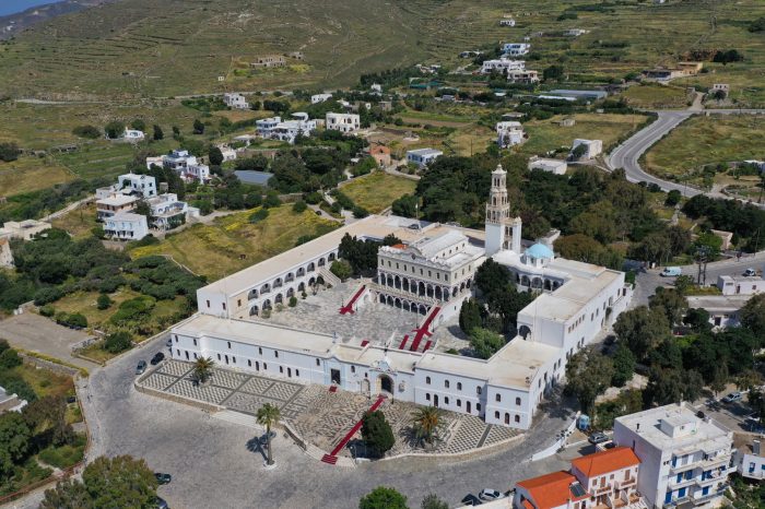 Ζήσε μια μονοήμερη εκδρομή στην Τήνο, υπέροχη και οικονομική 3 εκδρομή στην Τήνο