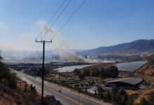 Φωτιά σε επιχείρηση στον Ασπρόπυργο - Κινητοποίηση της ειδικής ομάδας χημικών της Πυροσβεστικής 58