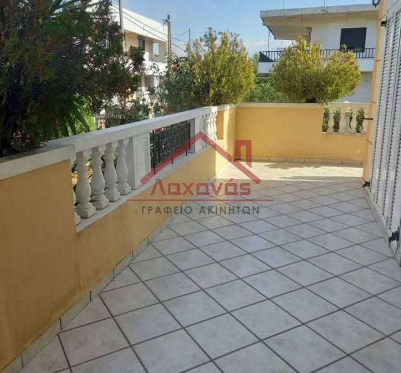 Πωλείται μεζονέτα στον Άγιο Στέφανο 16 Πωλείται μεζονέτα στον Άγιο Στέφανο 15