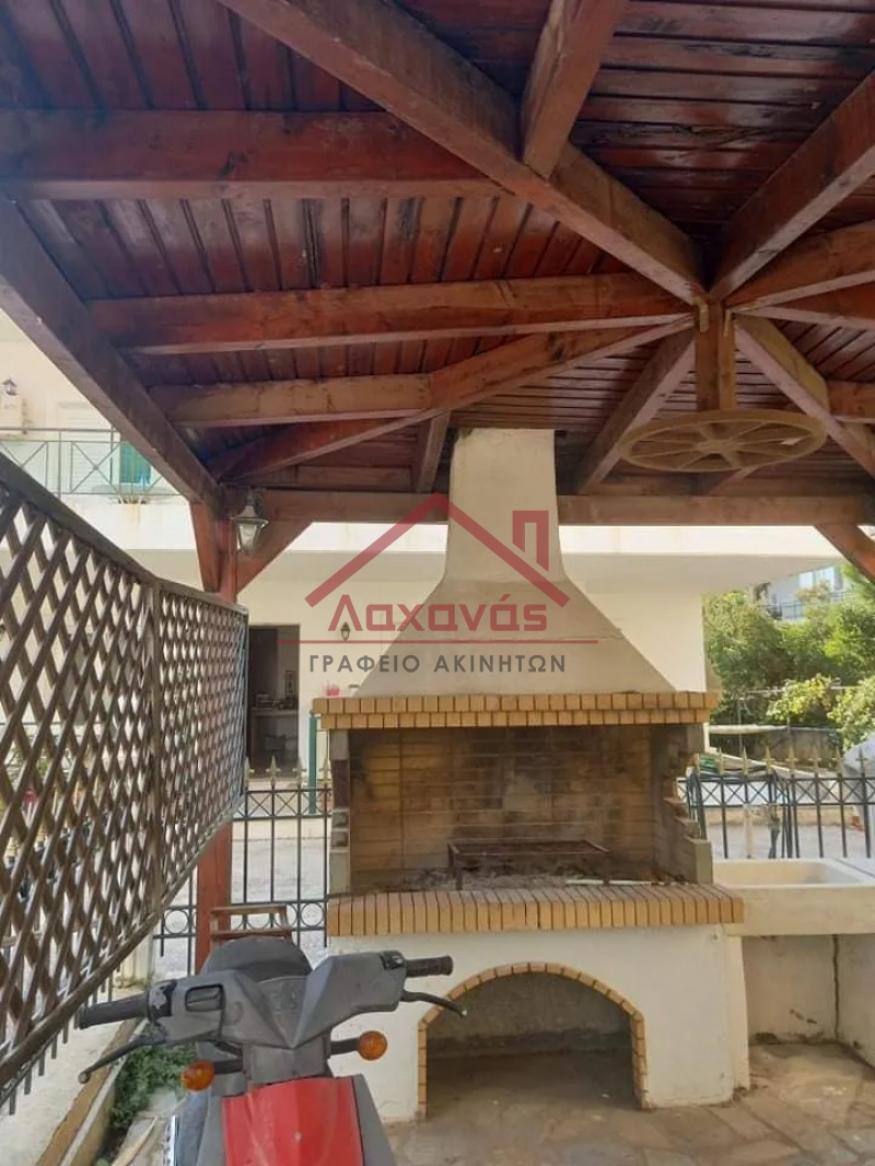 Πωλείται μεζονέτα στον Άγιο Στέφανο 10 Πωλείται μεζονέτα στον Άγιο Στέφανο 9