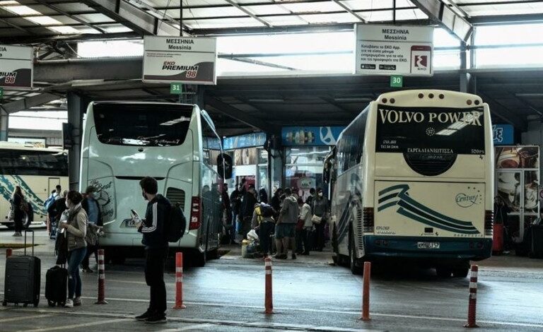 Πυροβολισμοί μέσα στα ΚΤΕΛ Κηφισού: Άνθρωποι έτρεχαν πανικόβλητοι 2 Πυροβολισμοί μέσα στα ΚΤΕΛ Κηφισού: Άνθρωποι έτρεχαν πανικόβλητοι 1