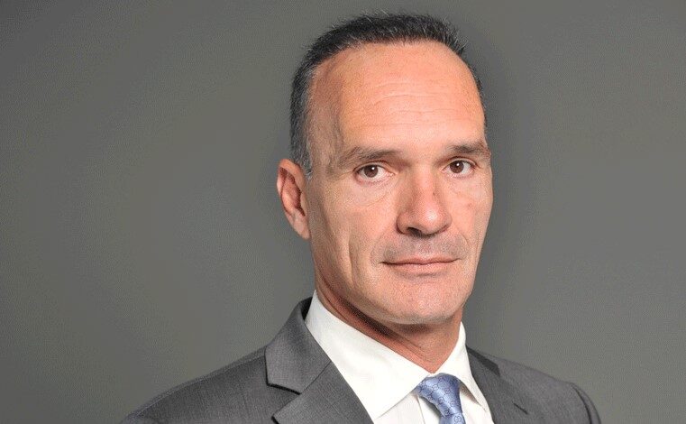 Μπάμπης Καραθάνος: Πεντακόσια ευρώ σε κάθε ψηφοφόρο για να ψηφίσει Τάβο 2 Μπάμπης Καραθάνος: Πεντακόσια ευρώ σε κάθε ψηφοφόρο για να ψηφίσει Τάβο 1