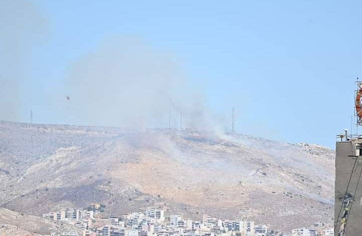 Μεγάλη φωτιά στο Όρος Αιγάλεω - Φωτό από το drone της Πολιτικής Προστασίας 2 Μεγάλη φωτιά στο Όρος Αιγάλεω - Φωτό από το drone της Πολιτικής Προστασίας 1