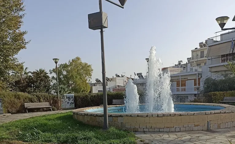 "Εικόνες εγκατάλειψης σε Χαϊδάρι και Αιγάλεω" 2 "Εικόνες εγκατάλειψης σε Χαϊδάρι και Αιγάλεω" 1