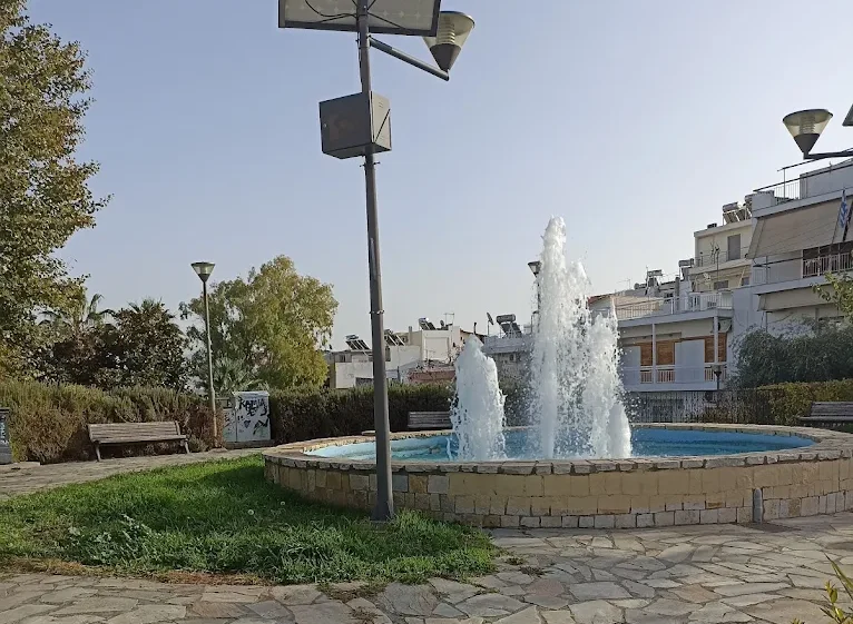 "Εικόνες εγκατάλειψης σε Χαϊδάρι και Αιγάλεω" 2 "Εικόνες εγκατάλειψης σε Χαϊδάρι και Αιγάλεω" 1