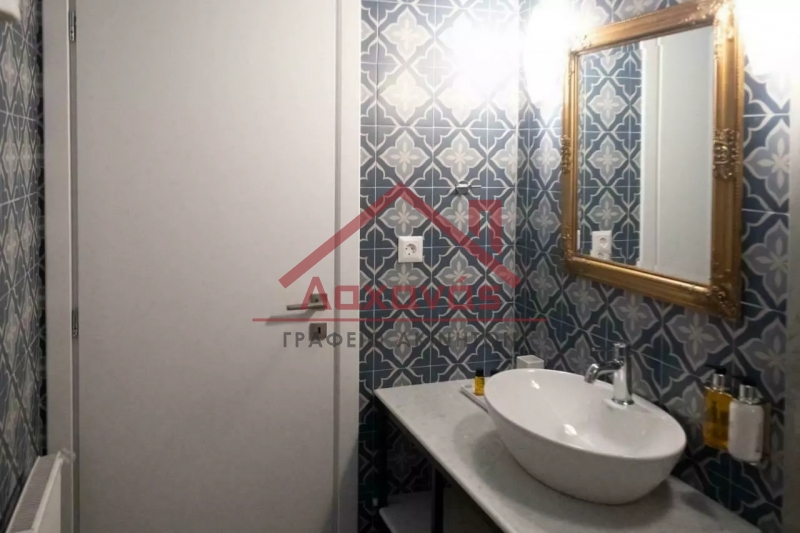Ιστορικό Κέντρο - Θησείο, πωλείται νεοκλασικό κτήριο με εν λειτουργία boutique hotel 12 Ιστορικό Κέντρο - Θησείο, πωλείται νεοκλασικό κτήριο με εν λειτουργία boutique hotel 11