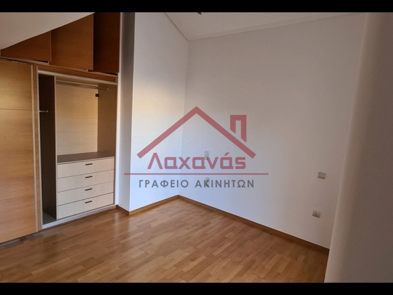 Χαϊδάρι - Δαφνί, πωλείται μεζονέτα σε άριστη κατάσταση, μεγάλο οικόπεδο, μέσα στο πράσινο 7