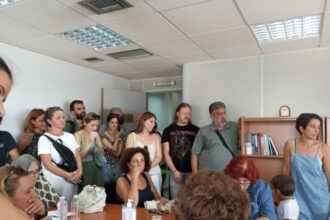 Τι γίνεται στα σχολεία δύο μήνες μετά την έναρξη του σχολικού έτους; 27