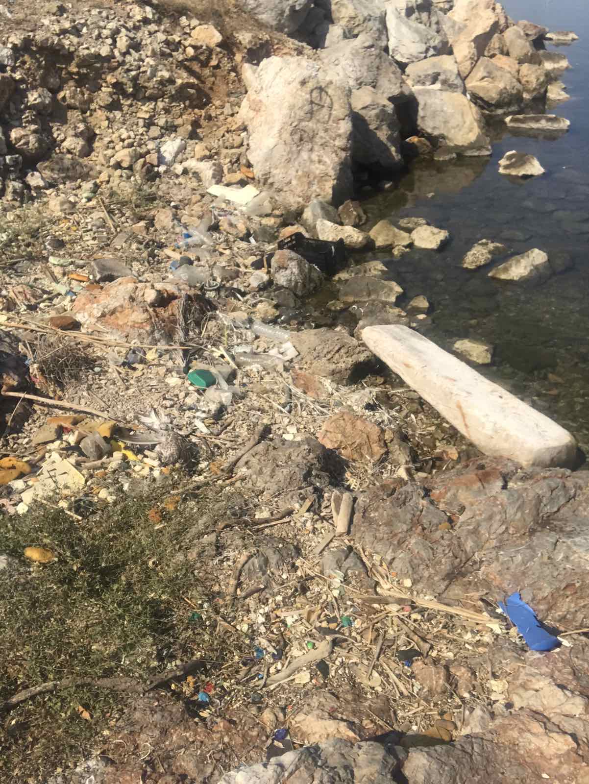 Ακτή Σκαραμαγκά: Επική ανικανότητα ή επίτηδες το κάνουν; 4 Ακτή Σκαραμαγκά: Επική ανικανότητα ή επίτηδες το κάνουν; 3