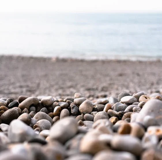 Ψάθα: Το πιο cool μπάνιο Κυριακής είναι με πούλμαν και 4 ώρες παραλία 1