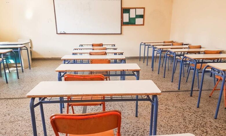 Δήμος Χαϊδαρίου: Έτσι "στοιβάζουν" τους μαθητές μας 2 Δήμος Χαϊδαρίου: Έτσι "στοιβάζουν" τους μαθητές μας 1