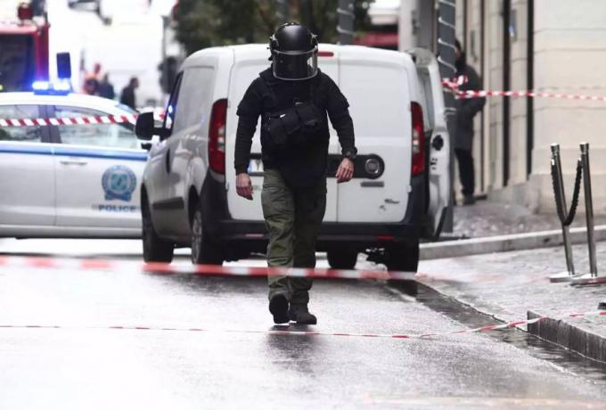 Γράμμα με σκόνη στον Παχατουρίδη: Συνελήφθη απόστρατος της ΕΛΑΣ! - Η απίστευτη αιτία της αναστάτωσης 2 Γράμμα με σκόνη στον Παχατουρίδη: Συνελήφθη απόστρατος της ΕΛΑΣ! - Η απίστευτη αιτία της αναστάτωσης 1