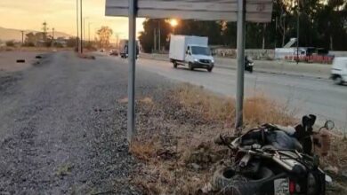 Σοβαρό τροχαίο στο ύψος της Χαλυβουργικής: Οδηγός μηχανής, πατέρας τριών παιδιών, εγκαταλείφθηκε αιμόφυρτος 44