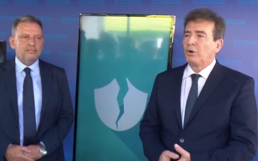 Χρυσοχοΐδης στη ΔΕΘ: Ασφαλείς Πόλεις - Δίπλα στον Πολίτη - Εγκαινίασε το Πληροφοριακό Κέντρο της ΕΛ.ΑΣ. 2 Χρυσοχοΐδης στη ΔΕΘ: Ασφαλείς Πόλεις - Δίπλα στον Πολίτη - Εγκαινίασε το Πληροφοριακό Κέντρο της ΕΛ.ΑΣ. 1