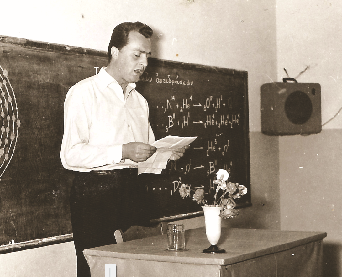 Έφυγε ο Ακύλας Παπαδομανωλάκης - Το Χαϊδάρι αποχαιρετά έναν άνθρωπο που άφησε το στίγμα του στα κοινά της πόλης 3 Ακύλας Παπαδομανωλάκης