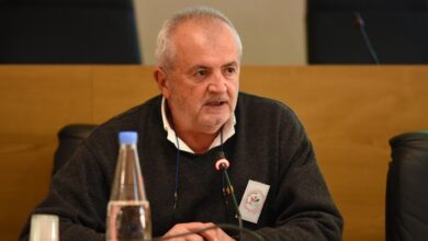 "Προς την εφημερίδα Χαϊδάρι Σήμερα και κάθε ενδιαφερόμενο" 42