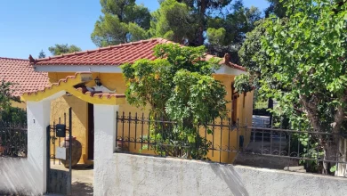 Άγιοι Θεόδωροι: Πωλείται μονοκατοικία με κήπο και θέα θάλασσα - Άριστο για εξοχική κατοικία ή επενδυτικό 131
