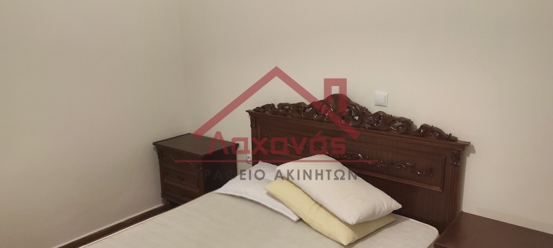 Πωλείται ανακαινισμένο διαμέρισμα στο Αιγάλεω 10 Πωλείται ανακαινισμένο διαμέρισμα στο Αιγάλεω 9