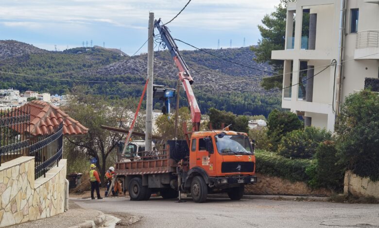 Φθηνότερο ρεύμα υπόσχεται η μείωση ΕΤΜΕΑΡ και ΥΚΩ – Το όφελος για τους καταναλωτές 2 Φθηνότερο ρεύμα υπόσχεται η μείωση ΕΤΜΕΑΡ και ΥΚΩ – Το όφελος για τους καταναλωτές 1
