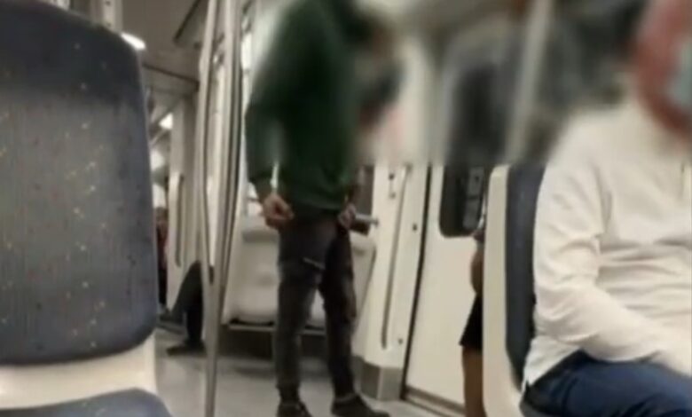 Σταθμός Νίκαια: Ζευγάρι πλακώθηκε στο ξύλο με το μωρό στην αγκαλιά! - Βίντεο 2 Σταθμός Νίκαια: Ζευγάρι πλακώθηκε στο ξύλο με το μωρό στην αγκαλιά! - Βίντεο 1