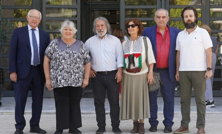Δημαρχείο Χαϊδαρίου: Η Αλέιδα Γκεβάρα καθήλωσε μιλώντας για τον Τσε 2 Δημαρχείο Χαϊδαρίου: Η Αλέιδα Γκεβάρα καθήλωσε μιλώντας για τον Τσε 1