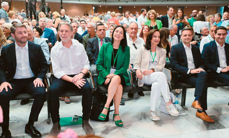 Συνεχίζεται το χαϊδαριώτικο debate για τις αυριανές εκλογές Προέδρου του ΠΑΣΟΚ! 2 Συνεχίζεται το χαϊδαριώτικο debate για τις αυριανές εκλογές Προέδρου του ΠΑΣΟΚ! 1