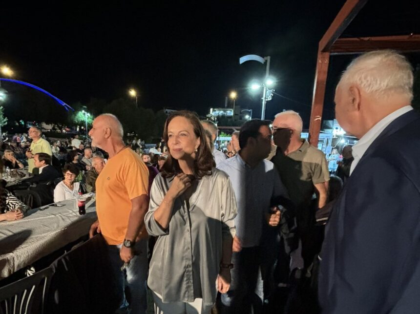 Στο Χαϊδάρι η Άννα Διαμαντοπούλου, λίγο πριν την κρίσιμη κάλπη 1