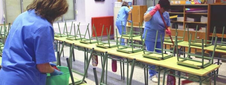 48ωρη απεργία εργαζόμενων στην καθαριότητα σχολικών μονάδων - Τι ζητούν 2 48ωρη απεργία εργαζόμενων στην καθαριότητα σχολικών μονάδων - Τι ζητούν 1