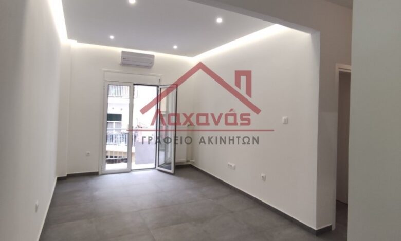 Πωλείται διαμέρισμα στα Πετράλωνα, 100 μ. από τον Ηλεκτρικό 2 Πωλείται διαμέρισμα στα Πετράλωνα, 100 μ. από τον Ηλεκτρικό 1