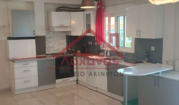 Κουκάκι: Πωλείται τριάρι ρετιρέ με θέα, πλησίον σταθμού Μετρό 3