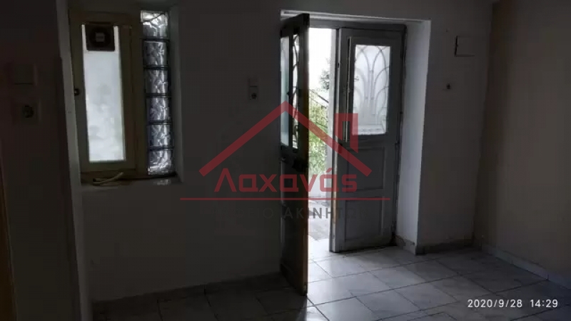 Πειραιάς - Καστέλλα, πωλείται ανακαινισμένη μονοκατοικία πάνω από το Μικρολίμανο 4 Πειραιάς - Καστέλλα, πωλείται ανακαινισμένη μονοκατοικία πάνω από το Μικρολίμανο 3