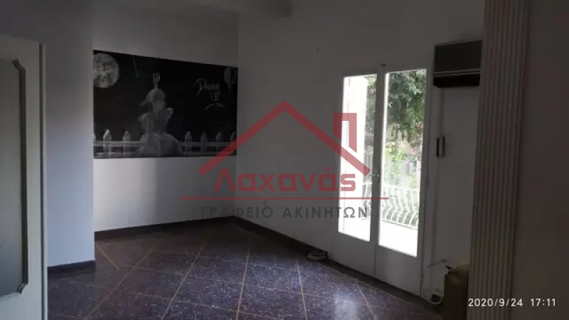 Πειραιάς - Καστέλλα, πωλείται ανακαινισμένη μονοκατοικία πάνω από το Μικρολίμανο 10 Πειραιάς - Καστέλλα, πωλείται ανακαινισμένη μονοκατοικία πάνω από το Μικρολίμανο 9