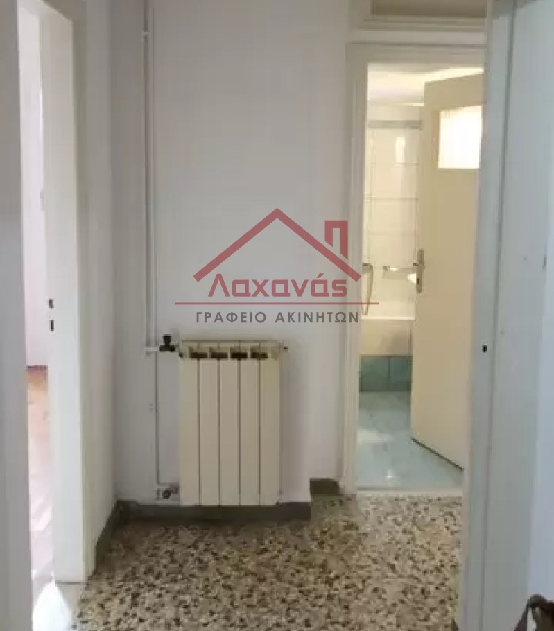 Πειραιάς - Καστέλλα, πωλείται ανακαινισμένη μονοκατοικία πάνω από το Μικρολίμανο 8 Πειραιάς - Καστέλλα, πωλείται ανακαινισμένη μονοκατοικία πάνω από το Μικρολίμανο 7