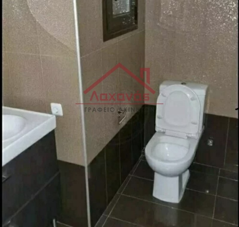 Πωλείται οροφοδιαμέρισμα στον Κορυδαλλό 12 Πωλείται οροφοδιαμέρισμα στον Κορυδαλλό 11