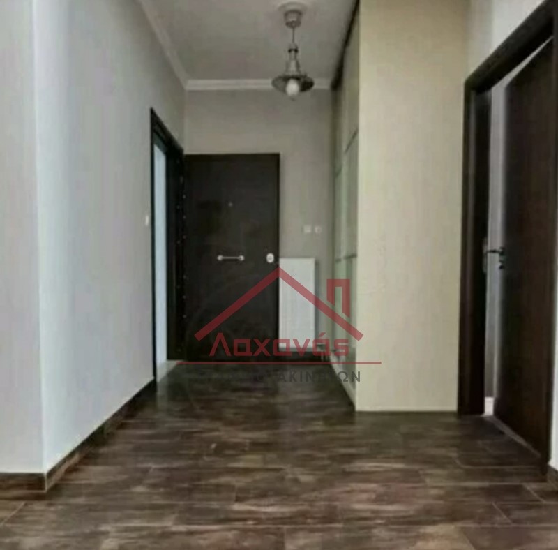 Πωλείται οροφοδιαμέρισμα στον Κορυδαλλό 8 Πωλείται οροφοδιαμέρισμα στον Κορυδαλλό 7