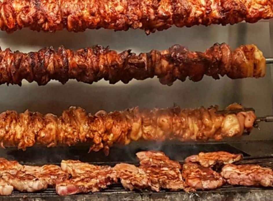 Μια καλή ταβέρνα στα δυτικά προάστια; Μόλις την βρήκες! - Η μελωμένη σούβλα και το σωστό κοκορέτσι 2 ταβέρνα